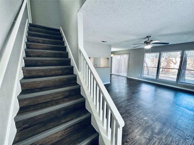 2612 Gwendolyn LN A, Austin, TX 78748