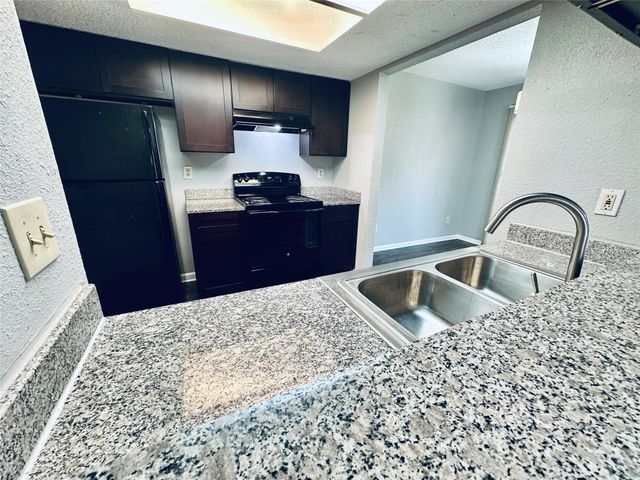 2612 Gwendolyn LN A, Austin, TX 78748