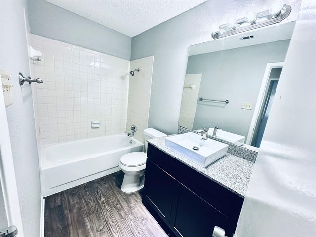 2612 Gwendolyn LN A, Austin, TX 78748