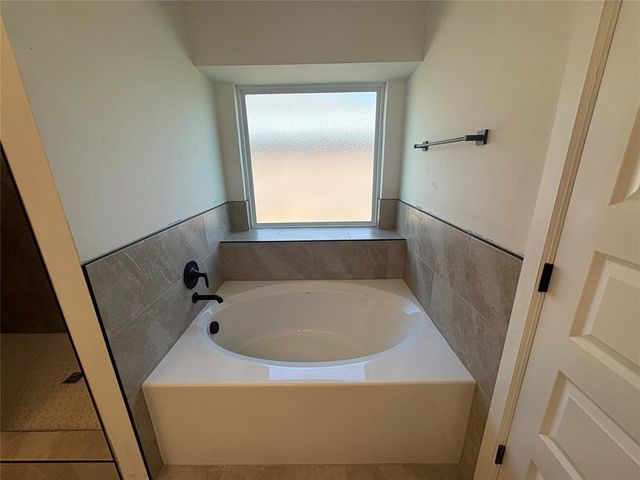 8708 NW 75th Street, Oklahoma City, OK 73132