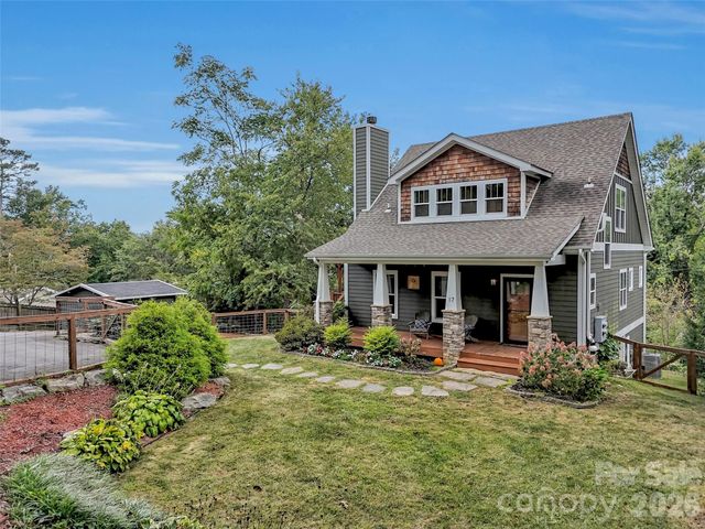 17 Elkmont Terrace, Asheville, NC 28804