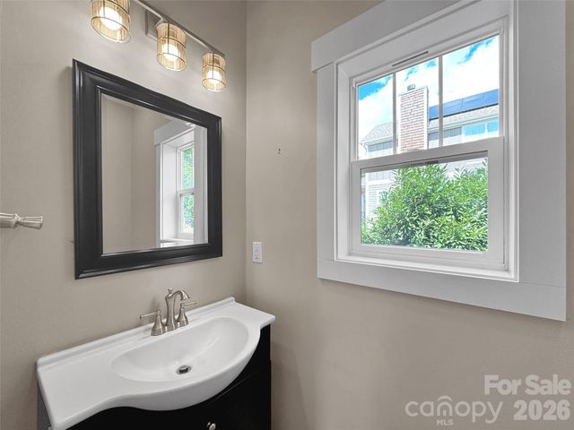 17 Elkmont Terrace, Asheville, NC 28804
