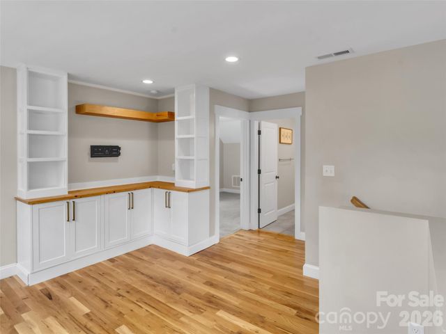 17 Elkmont Terrace, Asheville, NC 28804