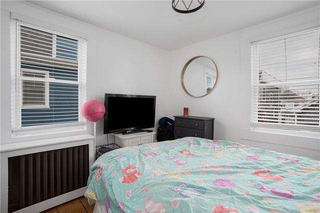 23 Holland Street 2, Newport, RI 02840