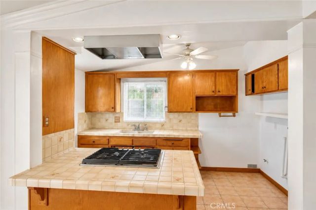 4213 W Roberts, Santa Ana, CA 92704