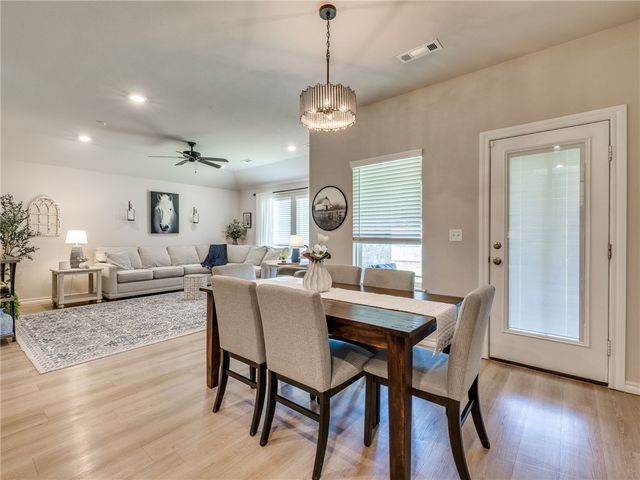 801 Buffalo Avenue, Gentry, AR 72734