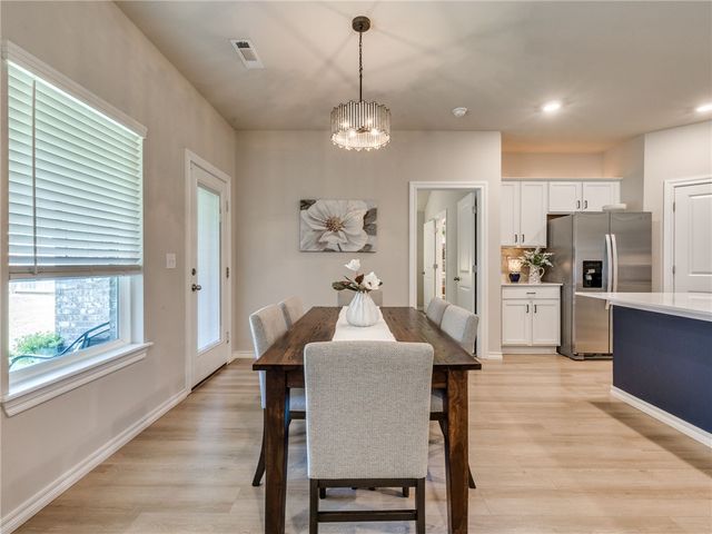801 Buffalo Avenue, Gentry, AR 72734