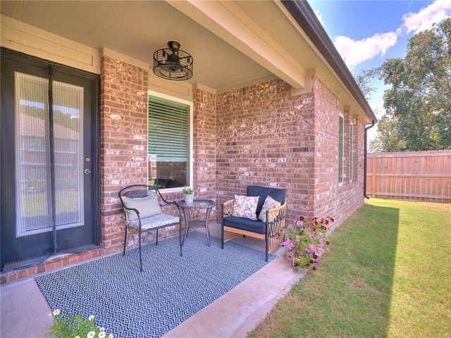 801 Buffalo Avenue, Gentry, AR 72734