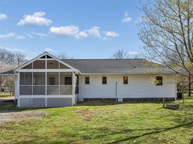 4404 Hickory Fork RD, Gloucester, VA 23061