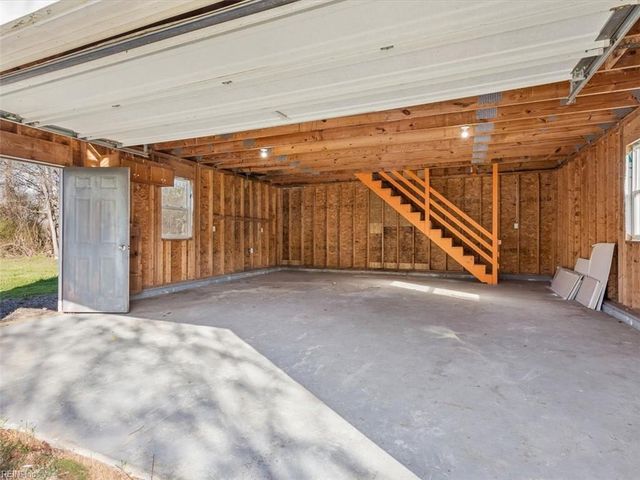 4404 Hickory Fork RD, Gloucester, VA 23061