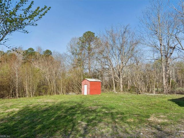 4404 Hickory Fork RD, Gloucester, VA 23061