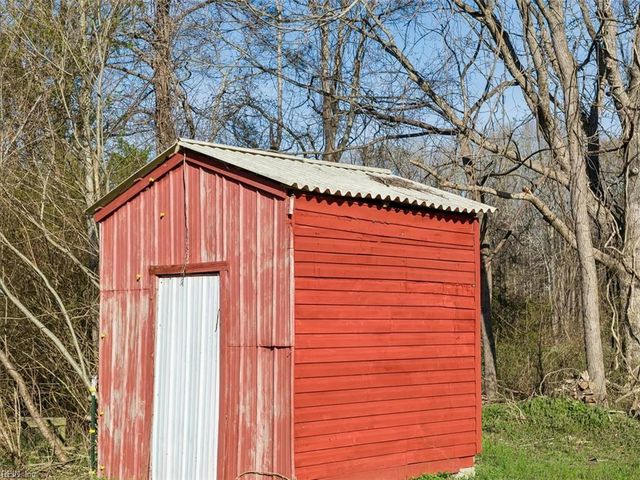 4404 Hickory Fork RD, Gloucester, VA 23061