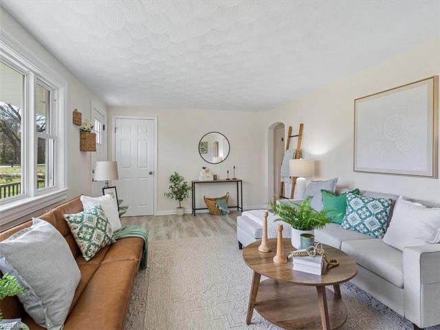 4404 Hickory Fork RD, Gloucester, VA 23061