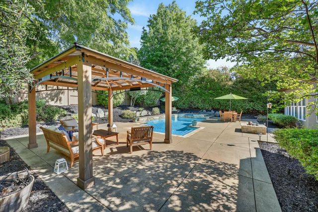 7007 Rosado Dr, El Dorado Hills, CA 95762