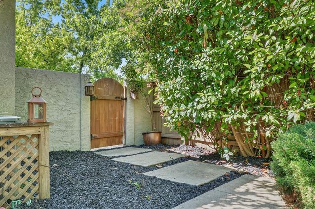 7007 Rosado Dr, El Dorado Hills, CA 95762