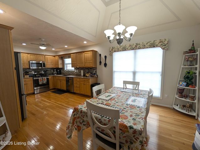 6204 Cottage Ridge Pl, Louisville, KY 40214