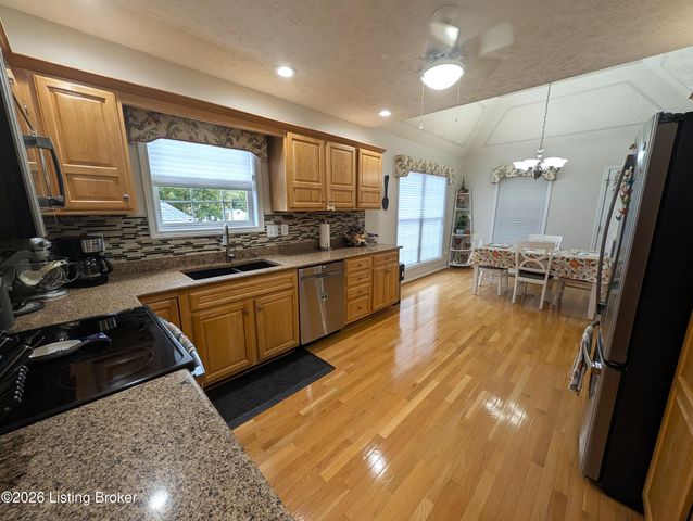 6204 Cottage Ridge Pl, Louisville, KY 40214