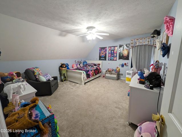 6204 Cottage Ridge Pl, Louisville, KY 40214