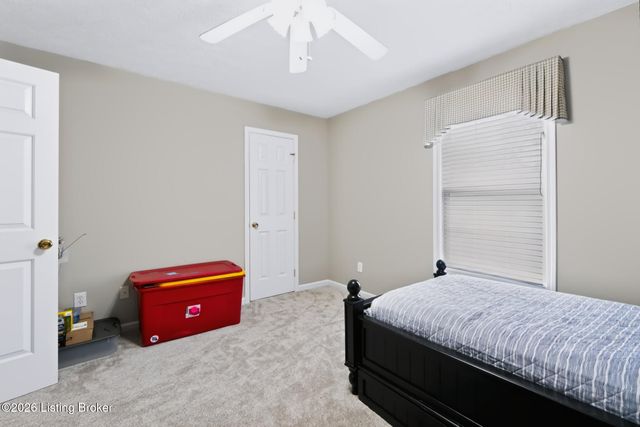 6204 Cottage Ridge Pl, Louisville, KY 40214