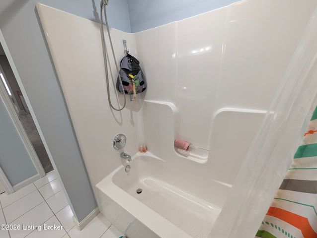 6204 Cottage Ridge Pl, Louisville, KY 40214