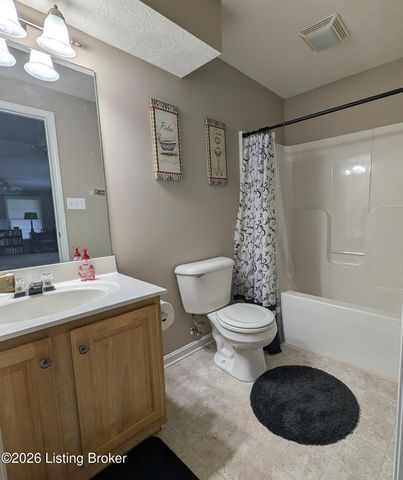 6204 Cottage Ridge Pl, Louisville, KY 40214
