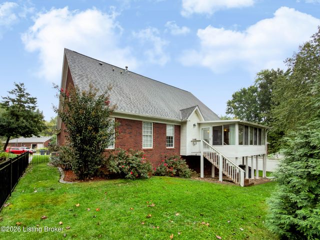 6204 Cottage Ridge Pl, Louisville, KY 40214