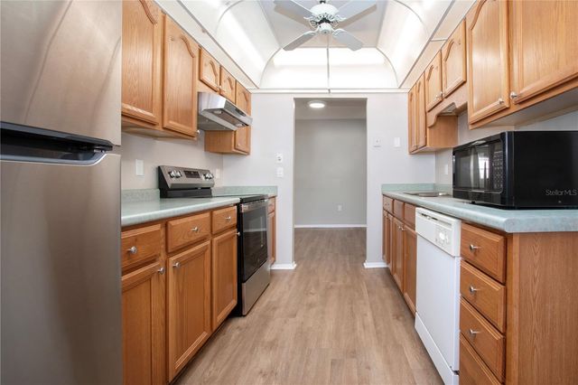 802 BUTTONWOOD DRIVE, Bradenton, FL 34208