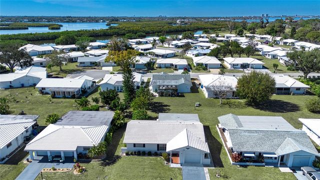 802 BUTTONWOOD DRIVE, Bradenton, FL 34208