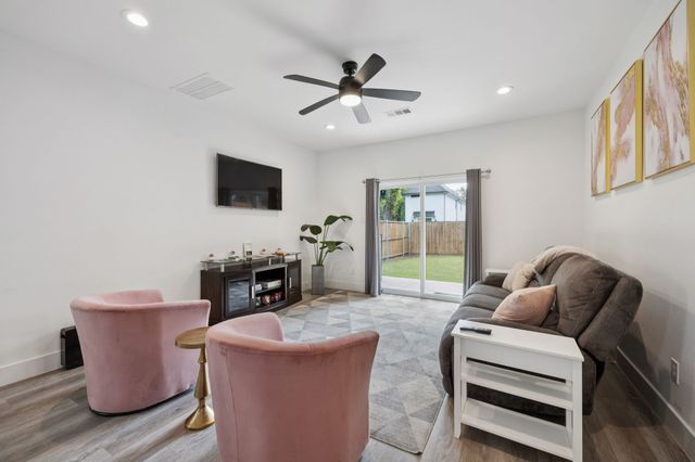 2608 Birmingham Avenue, Dallas, TX 75215