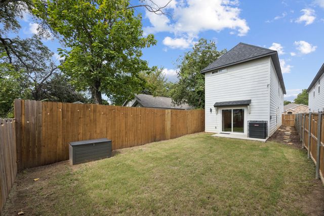 2608 Birmingham Avenue, Dallas, TX 75215