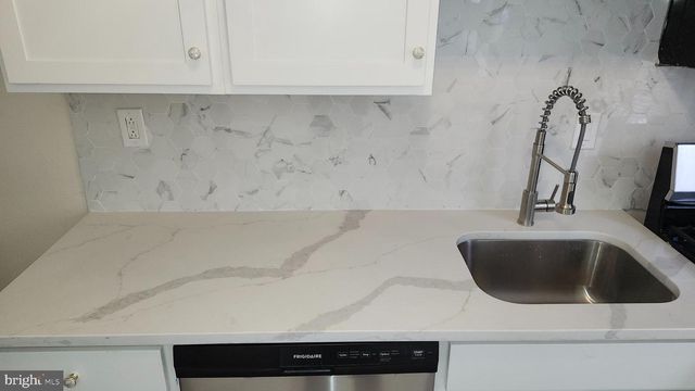 1001 CAMERON RD, Baltimore, MD 21212