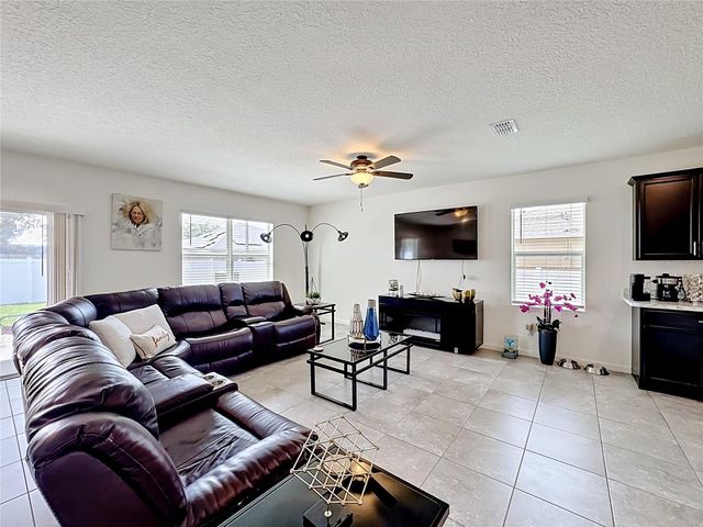 1190 SW BROADVIEW STREET, Port St Lucie, FL 34983