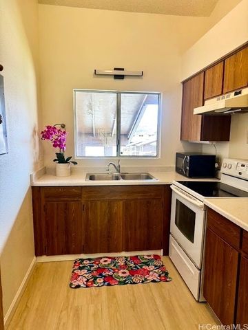 98-621 Kilinoe Street 4E2, Aiea, HI 96701