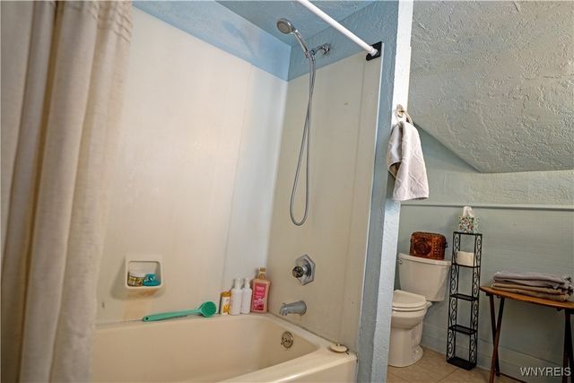 400 Pine Street, Lockport City, NY 14094