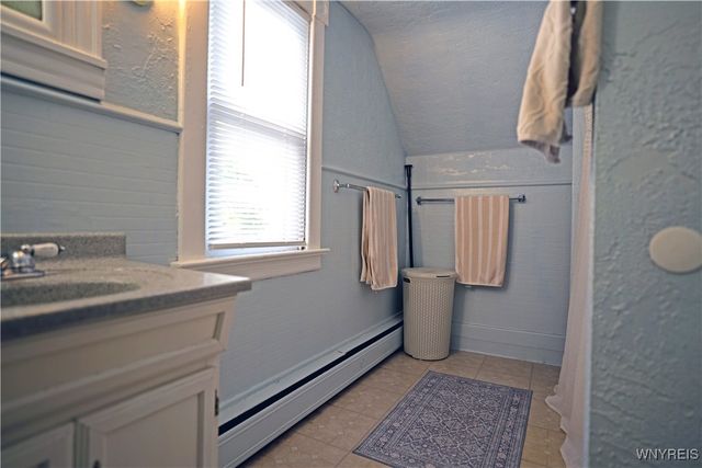 400 Pine Street, Lockport City, NY 14094