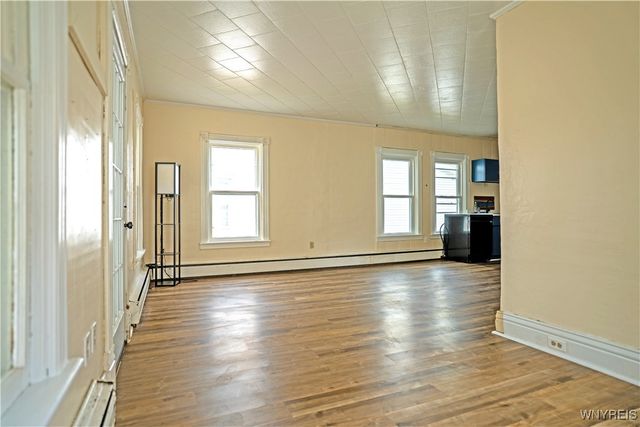 400 Pine Street, Lockport City, NY 14094