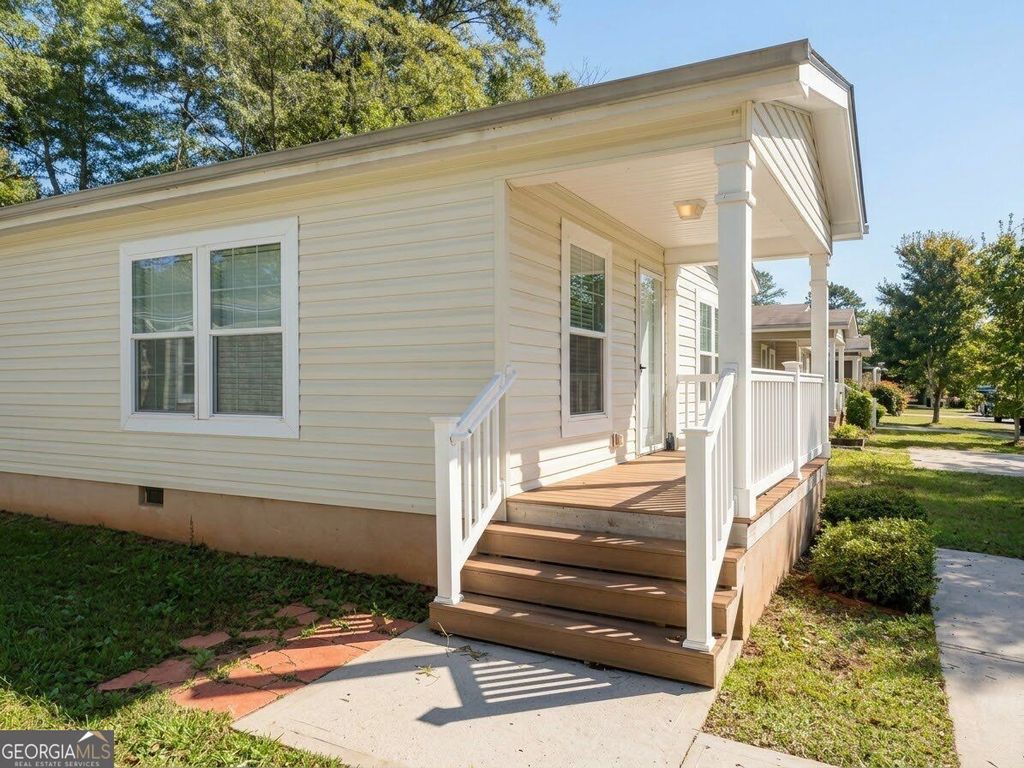 83 Willow Drive E, Newnan, GA 30263 — photo 2