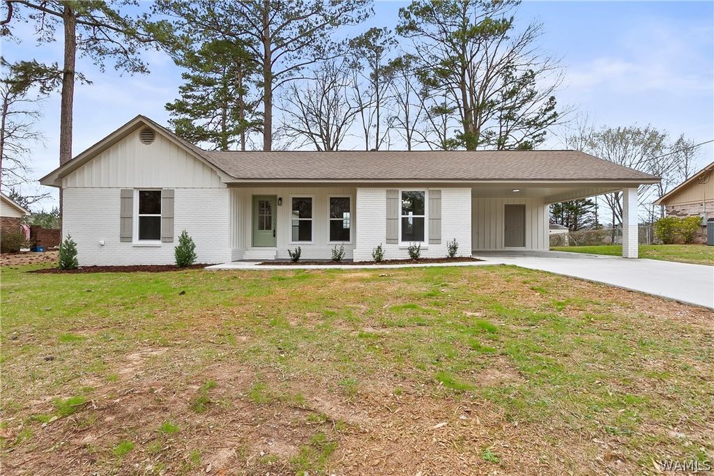 7122 61st E, Cottondale, AL 35453