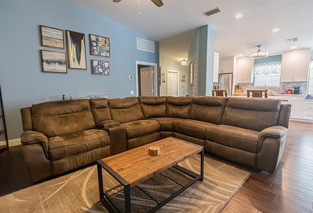 10751 SW Elsinore Drive, Port St. Lucie, FL 34987