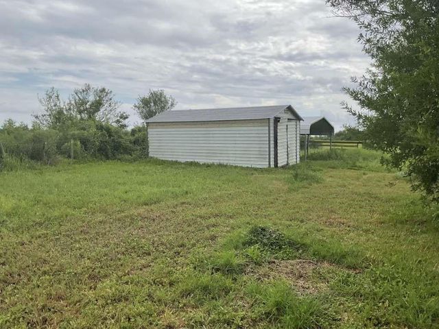 5589 County Road 469, Brazoria, TX 77422