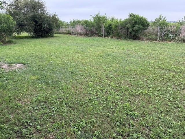 5589 County Road 469, Brazoria, TX 77422