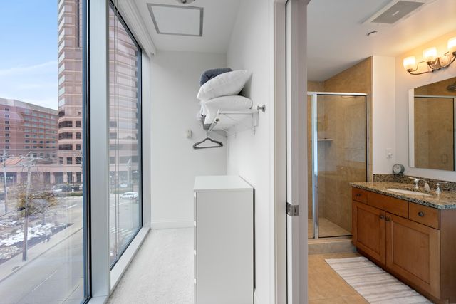 1 Roebling Way, 301 301, Covington, KY 41011