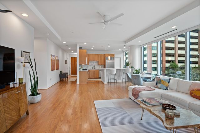 1 Roebling Way, 301 301, Covington, KY 41011