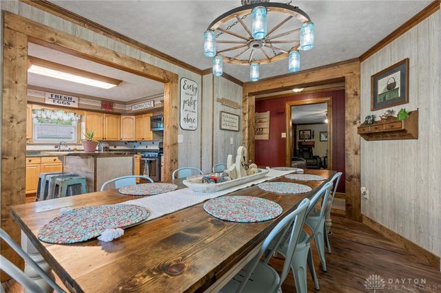 39 1st Street, Waynesville, OH 45068