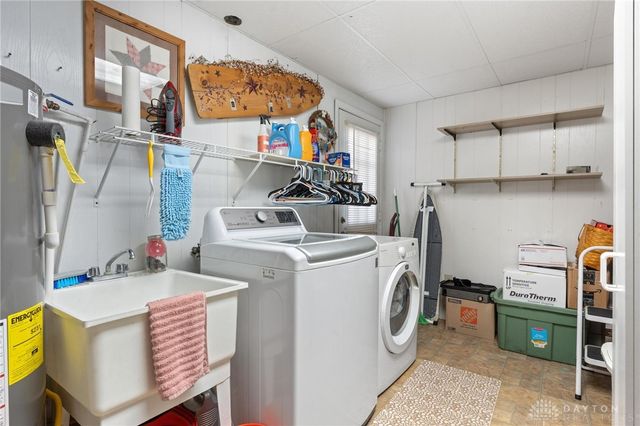 39 1st Street, Waynesville, OH 45068