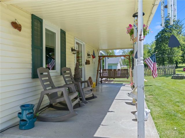 39 1st Street, Waynesville, OH 45068