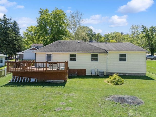 39 1st Street, Waynesville, OH 45068