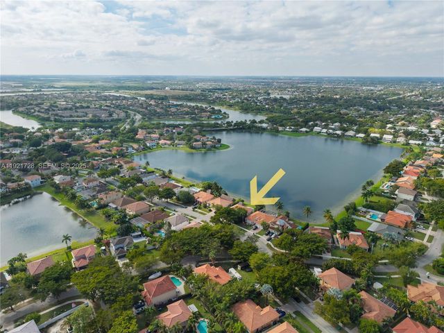 21320 SW 92nd Ave, Cutler Bay, FL 33189