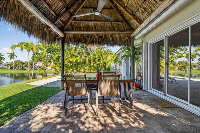 21320 SW 92nd Ave, Cutler Bay, FL 33189