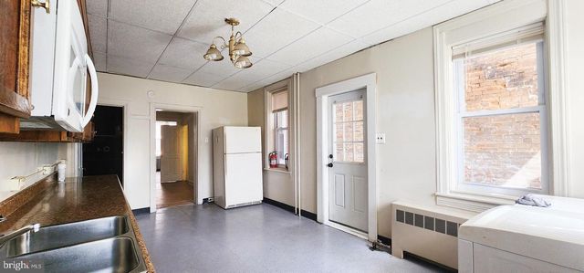 608 E PHILADELPHIA ST, York, PA 17403